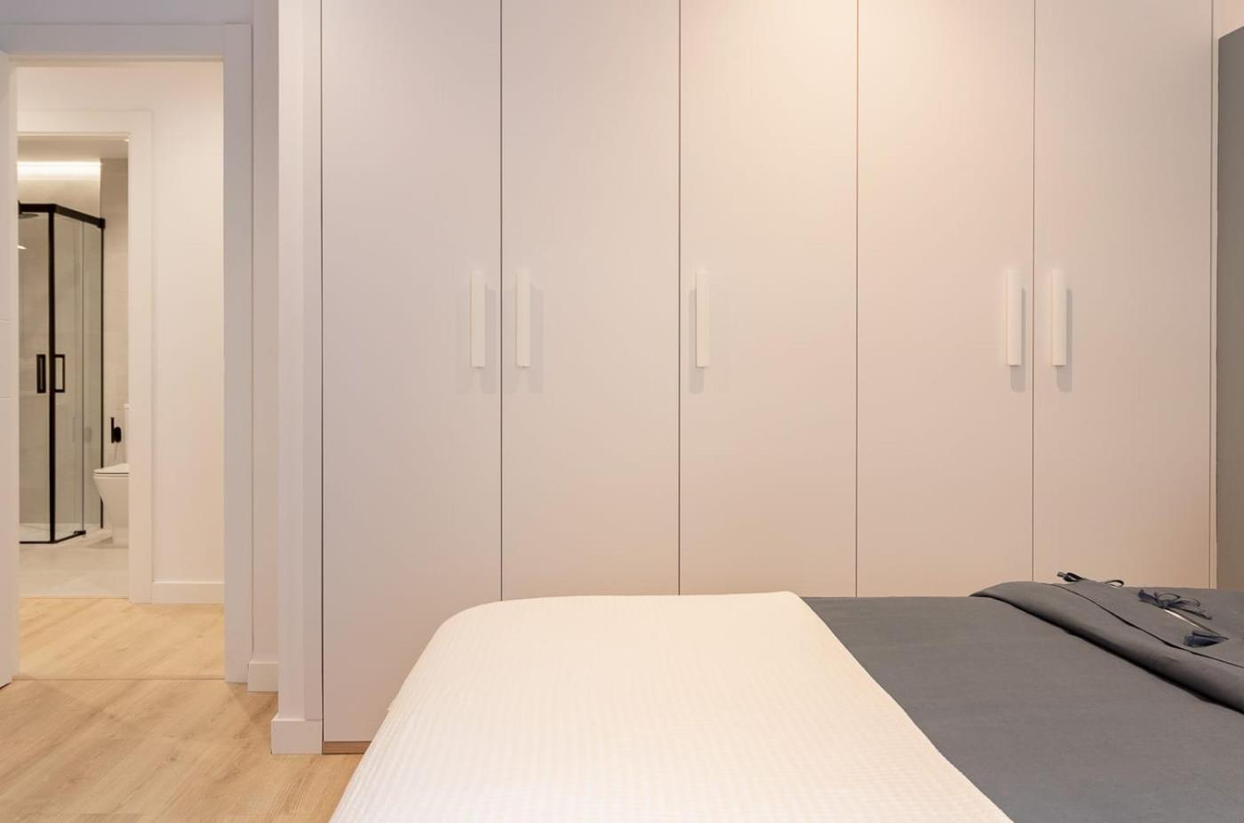 Room4You By Asturias Holidays Oviedo Eksteriør billede